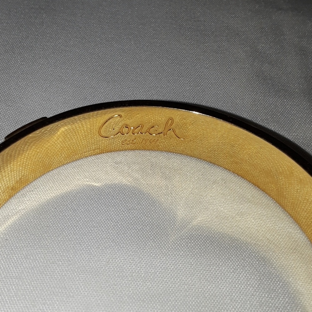 Coach bangle bracelet - Picture 2 of 7